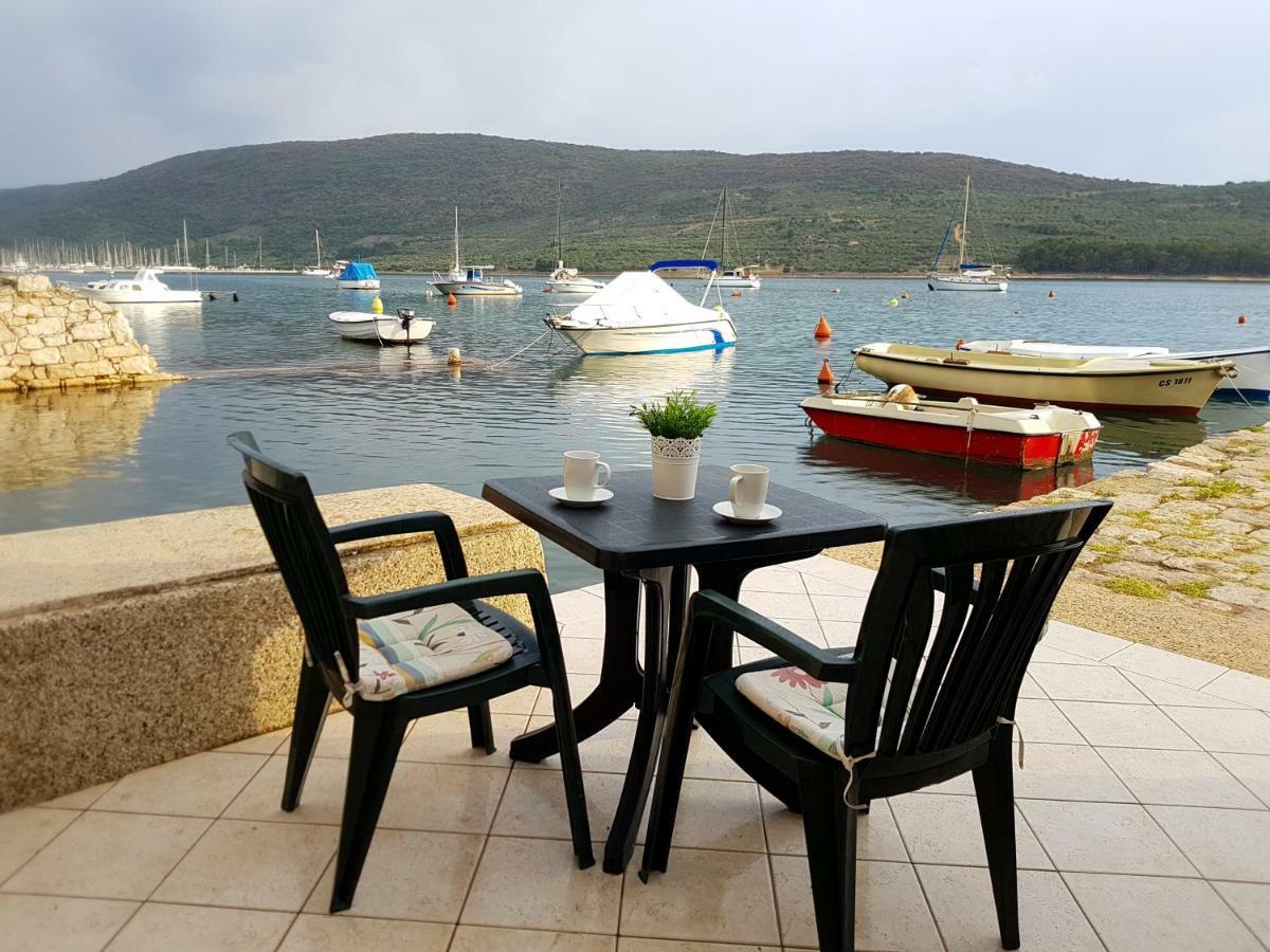 Cres View Apartments Екстериор снимка